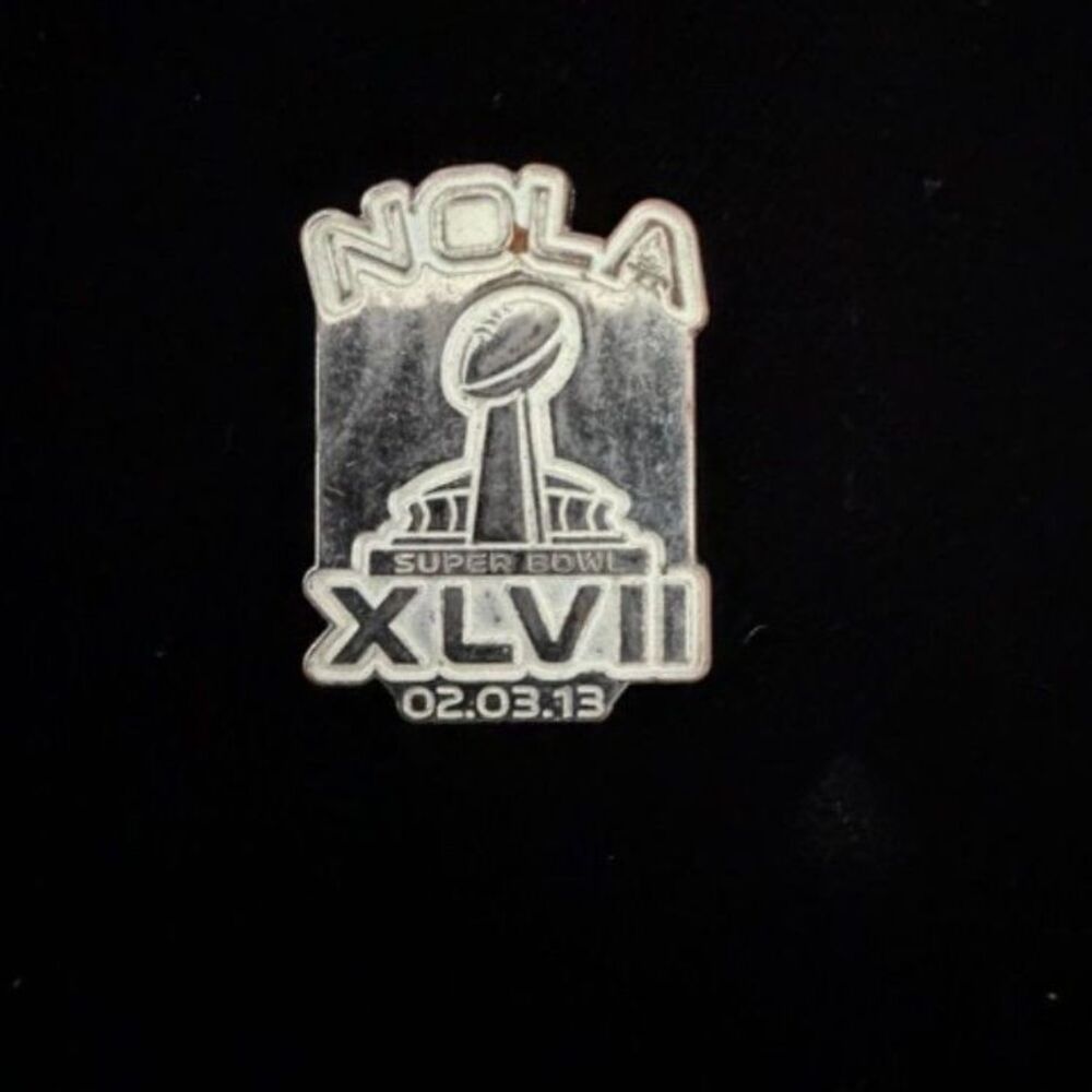 official super bowl XLVII NOLA NFL lapel Pin 2013